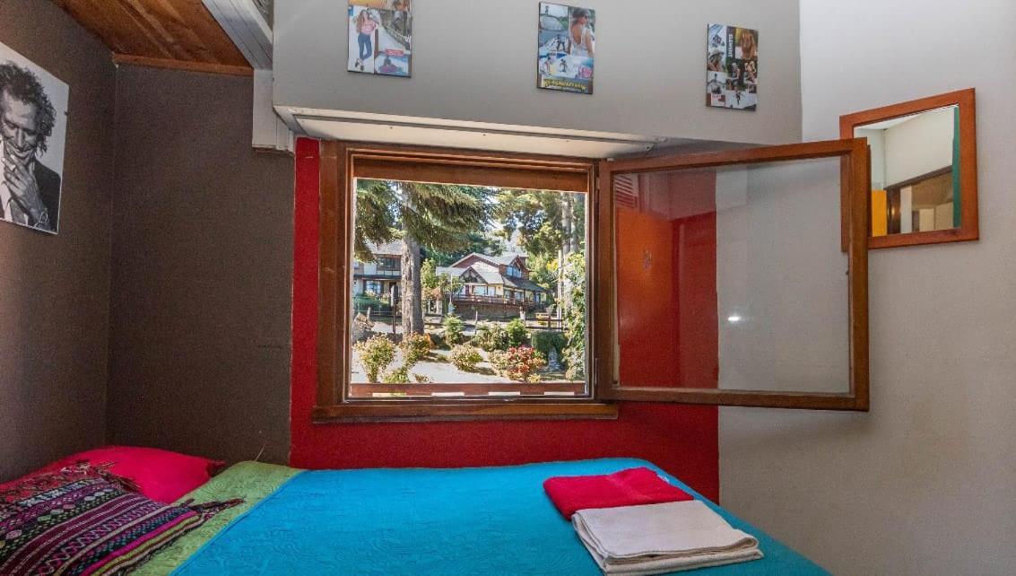 סן קרלוס דה ברילוצ'ה La Casona Hostel מראה חיצוני תמונה