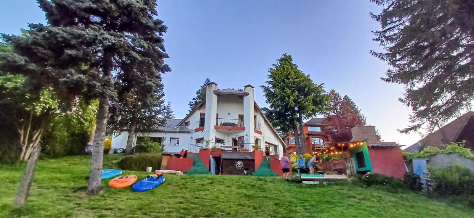סן קרלוס דה ברילוצ'ה La Casona Hostel מראה חיצוני תמונה