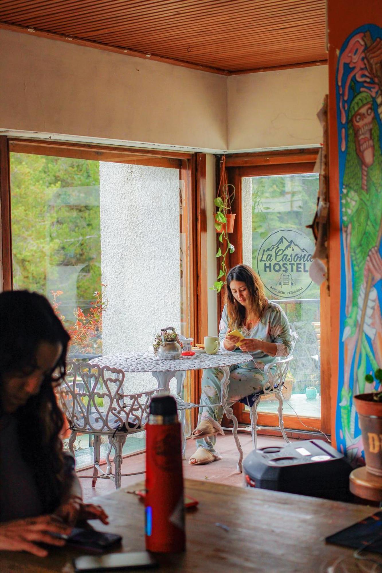 סן קרלוס דה ברילוצ'ה La Casona Hostel מראה חיצוני תמונה