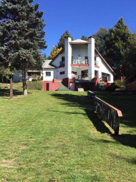 סן קרלוס דה ברילוצ'ה La Casona Hostel מראה חיצוני תמונה